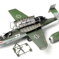Tamiya 1/48 HEINKEL HE162 A-2 "SALAMANDER"