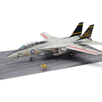 Tamiya 1/48 Grumman F-14A Tomcat (Late Model) Carrier Launch Set 61122