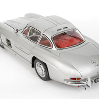 iXO Collections 1/8 Mercedes 300 SL Silver IXCMBCFK