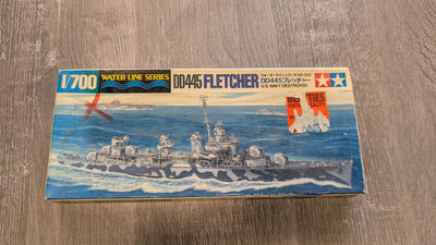 Tamiya 1/700 DD445 Fletcher US Navy Destroyer (Water Line Series) 31902