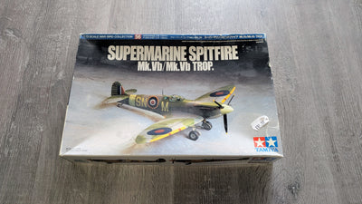 Tamiya 1/48 Supermarine Spitfire Mk.Vb/Mk.Vb Trop. 60756