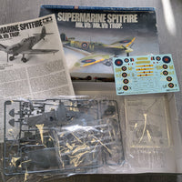Tamiya 1/48 Supermarine Spitfire Mk.Vb/Mk.Vb Trop. 60756